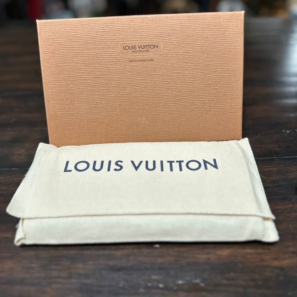 Authentic Louis Vuitton Monogram Empriente Curieuse Wallet w Original Zip Pouch